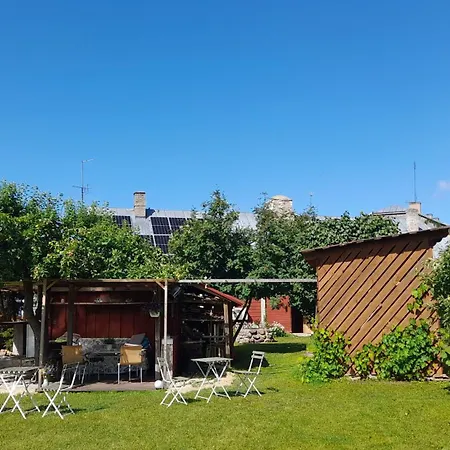 Suur-lossi Apartament *